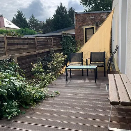 Senfbude - Wunderschoene Fuer 4 Personen Mit Terrasse & Stellplatz Aparthotel *