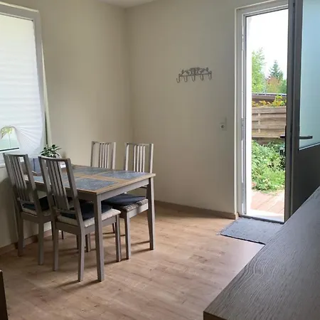 Aparthotel Senfbude - Wunderschoene Fuer 4 Personen Mit Terrasse & Stellplatz Leipzig