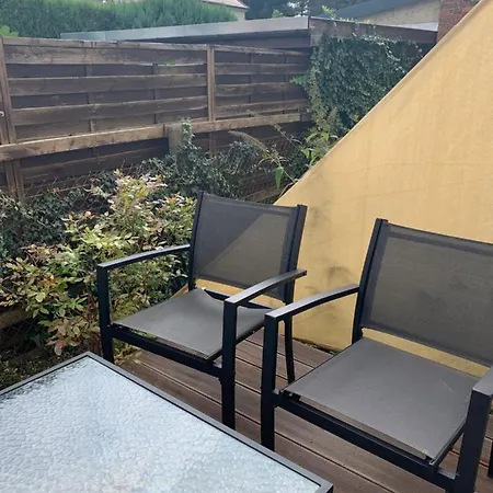 Senfbude - Wunderschoene Fuer 4 Personen Mit Terrasse & Stellplatz * Leipzig