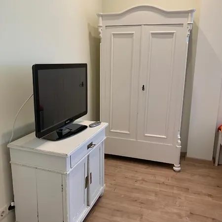 Senfbude - Wunderschoene Fuer 4 Personen Mit Terrasse & Stellplatz Leipzig