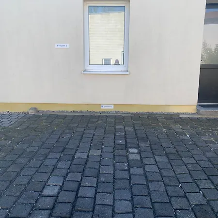 Aparthotel Senfbude - Wunderschoene Fuer 4 Personen Mit Terrasse & Stellplatz Leipzig