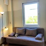 Oase Im Suedosten - Wunderschoene Fuer 4 Personen Mit Terrasse & Stellplatz Lipsko