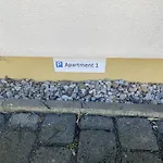 Oase Im Suedosten - Wunderschoene Fuer 4 Personen Mit Terrasse & Stellplatz Aparthotel Lipsko