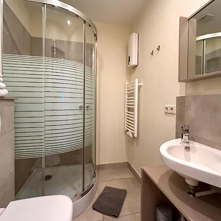 公寓式酒店 Senfbude - Wunderschoene Fuer 4 Personen Mit Terrasse & Stellplatz 莱比锡