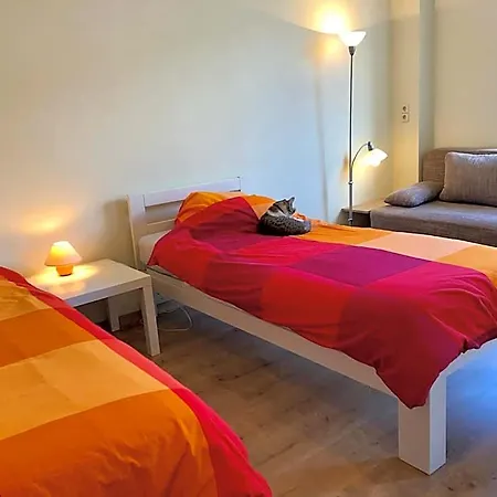 Апарт-отель Oase Im Suedosten - Wunderschoene Fuer 4 Personen Mit Terrasse & Stellplatz