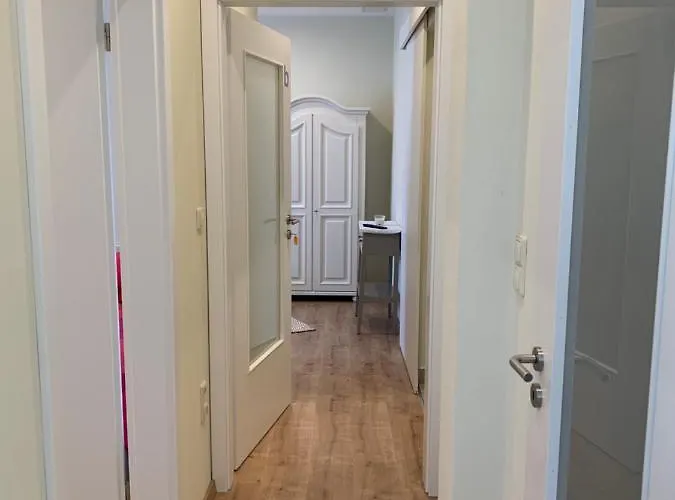 Oase Im Suedosten - Wunderschoene Fuer 4 Personen Mit Terrasse & Stellplatz