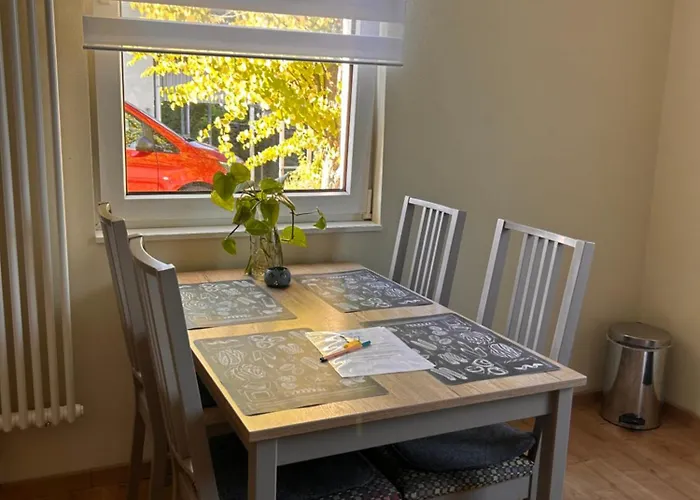 Oase Im Suedosten - Wunderschoene Fuer 4 Personen Mit Terrasse & Stellplatz